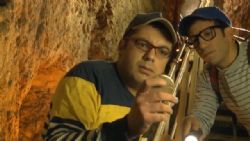 מאחורי גבו של טוביה- פרק 8