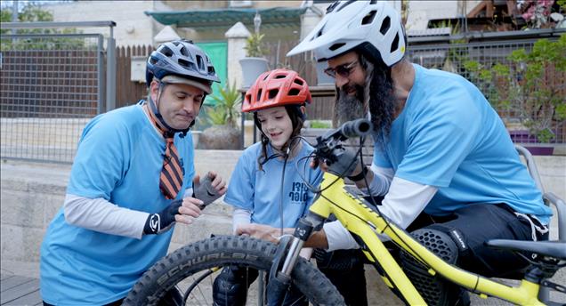 אבא ליום אחד - חוג אופניים