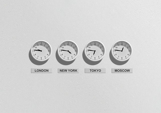 שעונים איזורי  זמן שונים