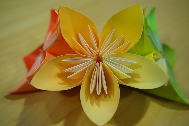 פרחים מאוריגמי
